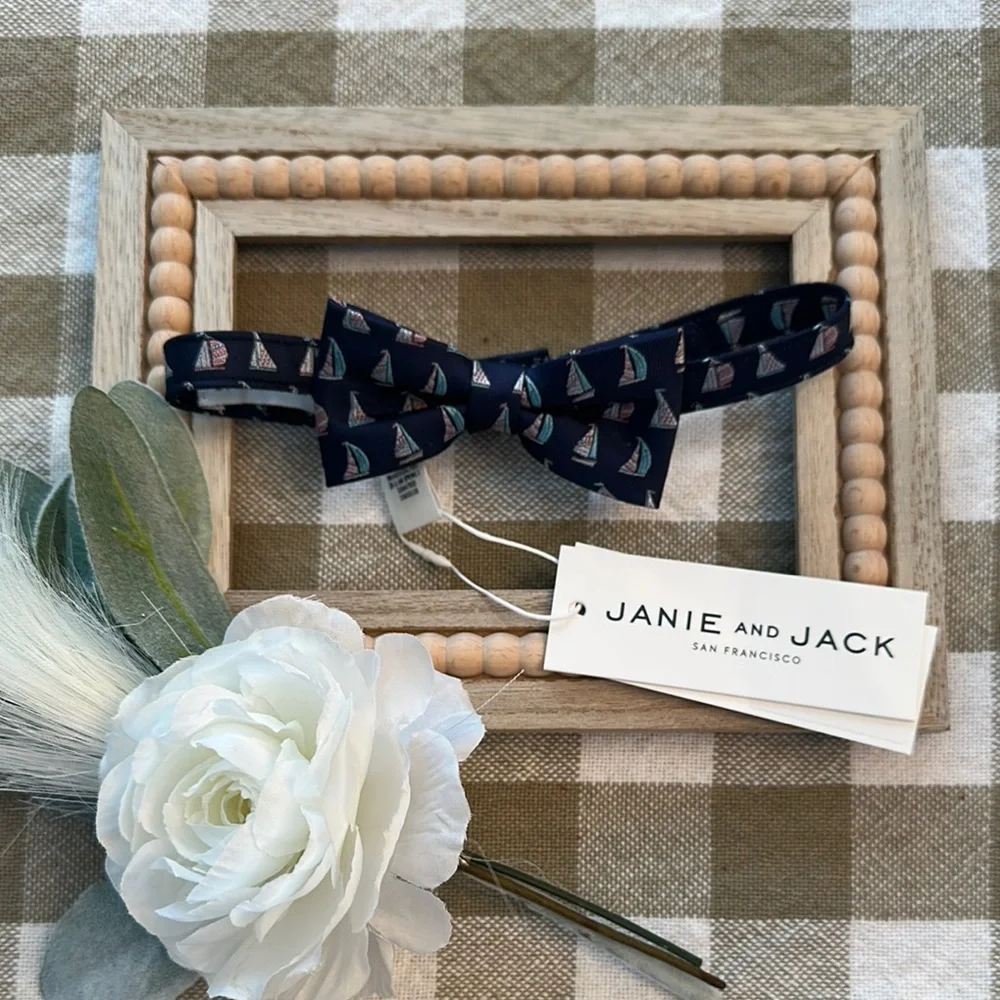 Janie and Jack Navy Sailboat Bow Tie